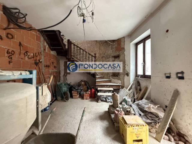 Villa Indipendente in vendita a Puegnago, Lombardia