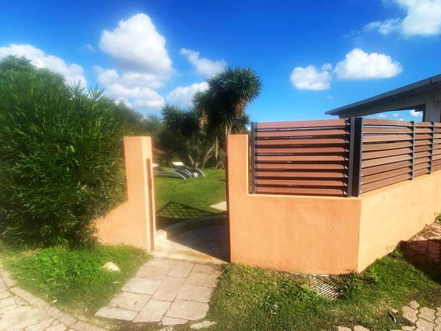 Villa Indipendente in vendita a Pula, Sardigna/Sardegna
