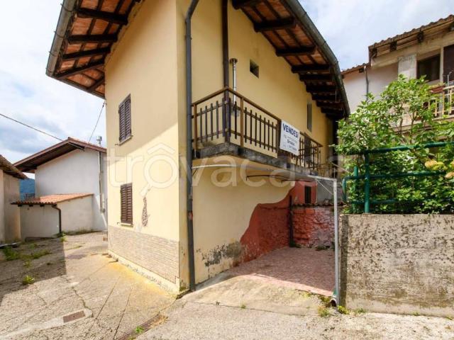 Villa Indipendente in vendita a Pulfero, Friuli-Venezia Giulia