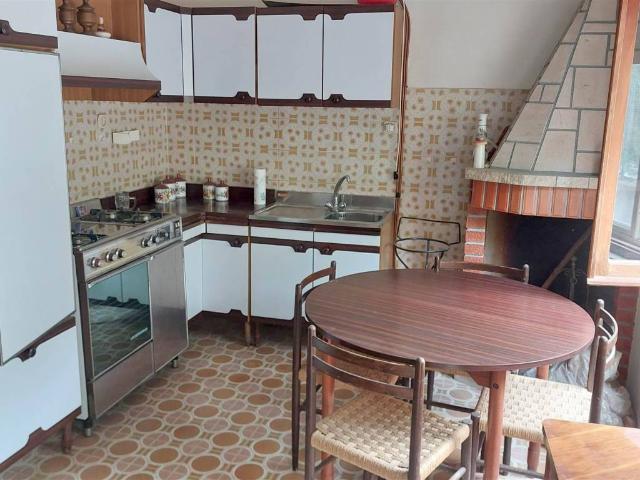 Villa Indipendente in vendita a Quadri, Abruzzo