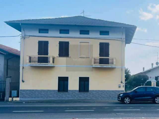 Villa Indipendente in vendita a Quaregna Cerreto, Biella