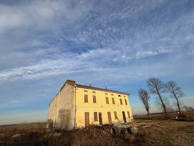 Villa Indipendente in vendita a Quargnento, Alessandria