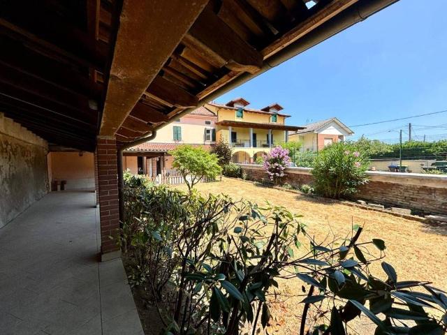 Villa Indipendente in vendita a Quargnento, Alessandria