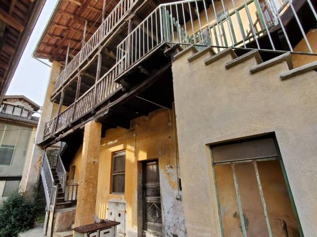 Villa Indipendente in vendita a Cellio con Breia, Piemonte