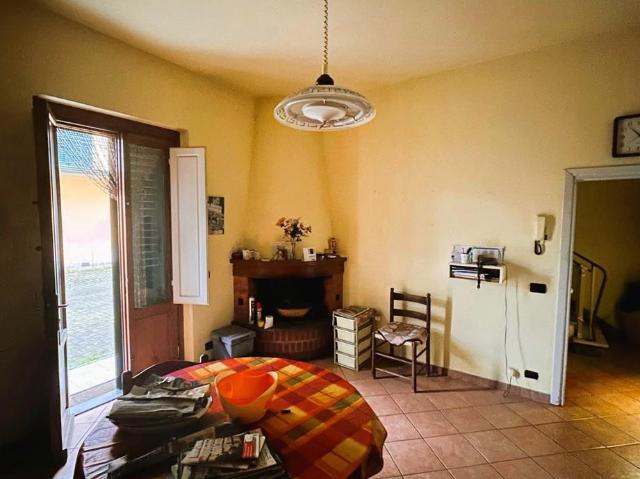 Villa Indipendente in vendita a Olmi, Quarrata