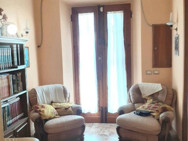 Villa Indipendente in vendita a Quarrata, Pistoia