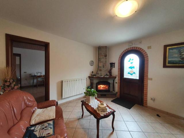 Villa Indipendente in vendita a Serravalle Pistoiese, Pistoia