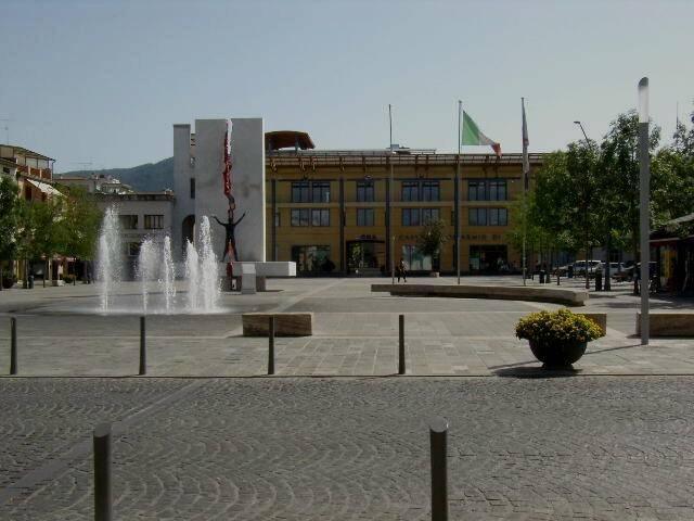 Villa Indipendente in vendita a Quarrata, Pistoia