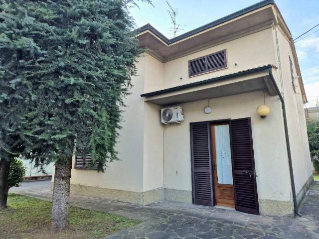Villa Indipendente in vendita a Vignole, Quarrata