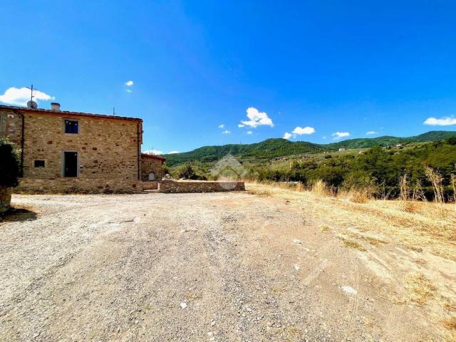 Villa Indipendente in vendita a Buriano, Quarrata