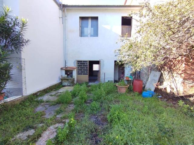 Villa Indipendente in vendita a Quarrata, Pistoia