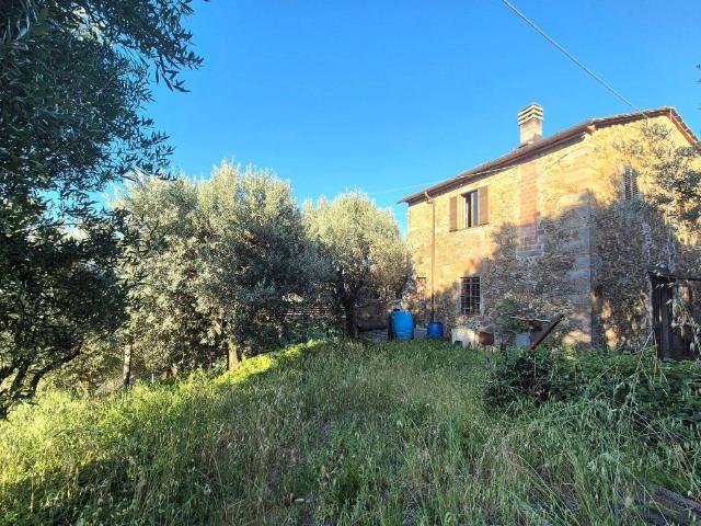 Villa Indipendente in vendita a Buriano, Quarrata