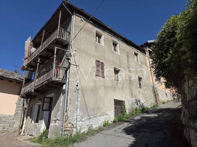 Villa Indipendente in vendita a Eclou, Quart