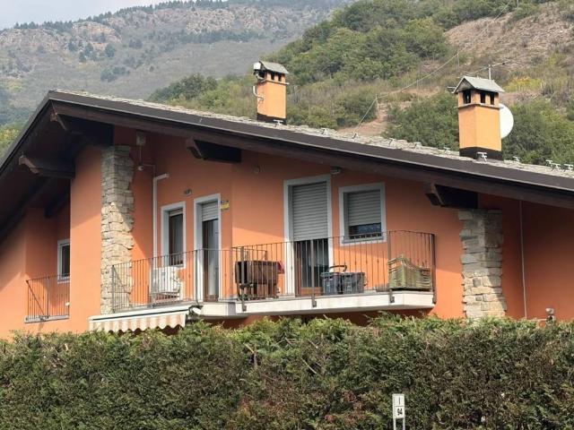 Villa Indipendente in vendita a Champlan, Quart