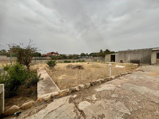 Villa Indipendente in vendita a Sant'Andrea, Quartu Sant'elena