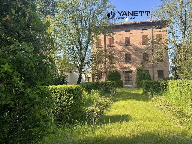 Villa Indipendente in vendita a Colline Matildiche, Re
