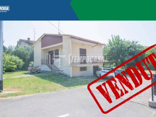 Villa Indipendente in vendita a Colline Matildiche, Re