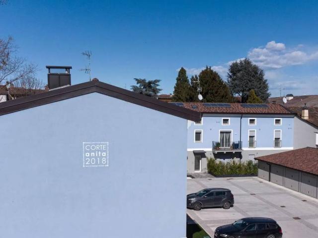Villa Indipendente in vendita a Quinzano D'oglio, Lombardia
