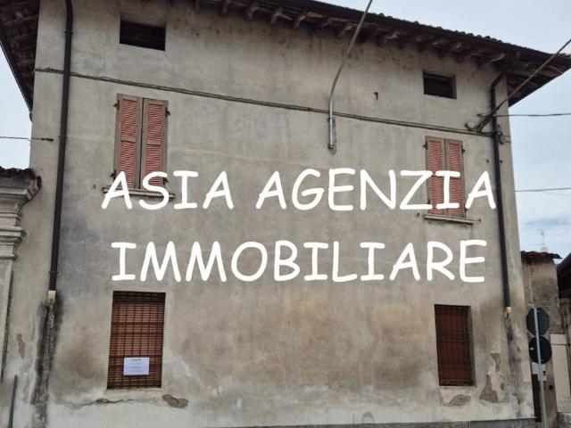 Appartamento in vendita a Quinzano D'oglio, Lombardia