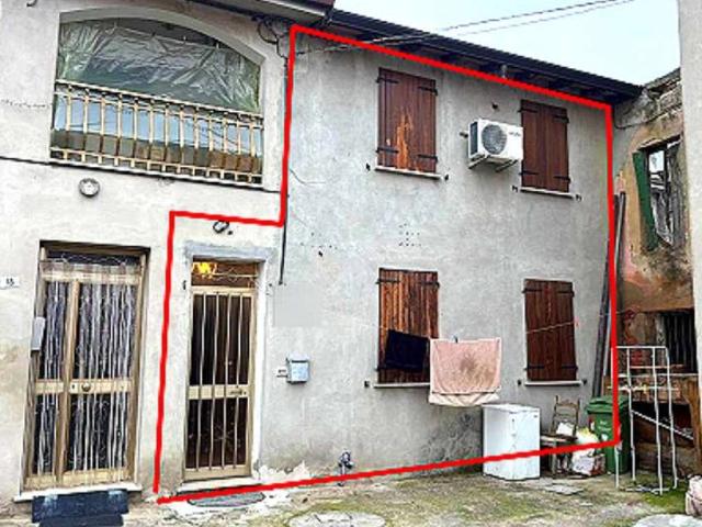 Villa Indipendente in vendita a Unione dei comuni Isola Mantovana, Quistello