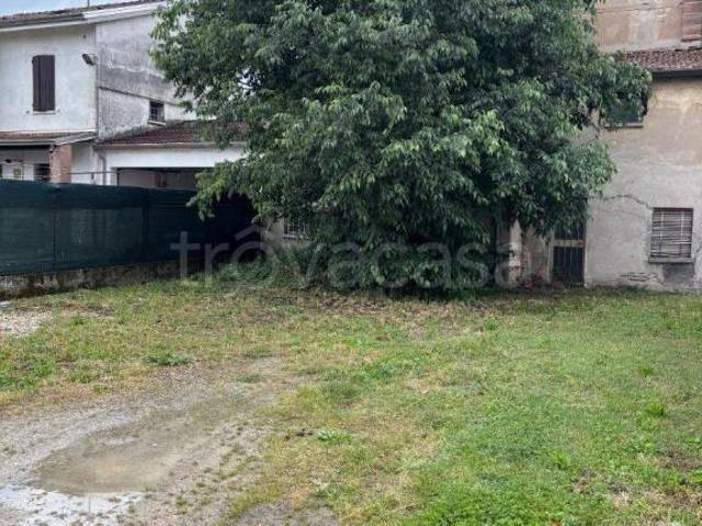 Villa Indipendente in vendita a Quistello