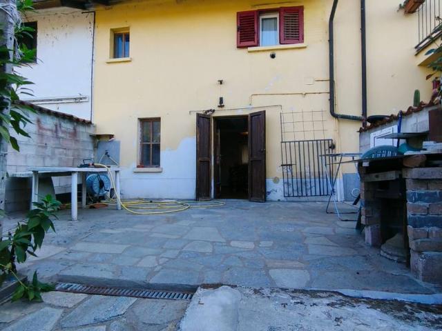 Villa Indipendente in vendita a Tagliata, Piemonte