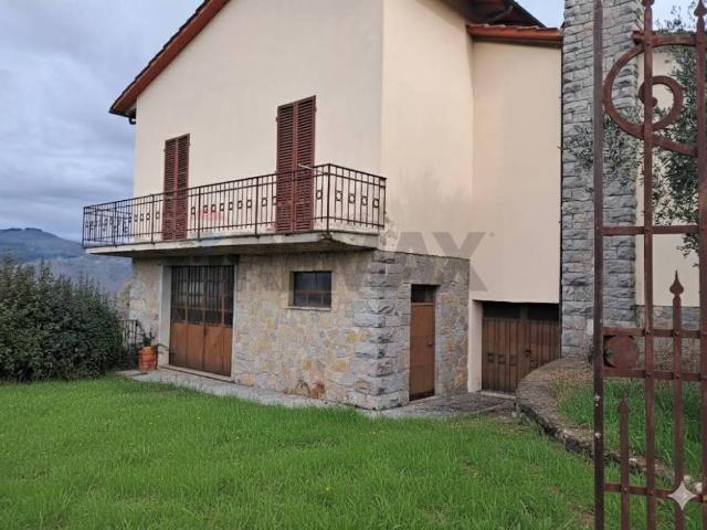 Villa Indipendente in vendita a Radda In Chianti, Toscana