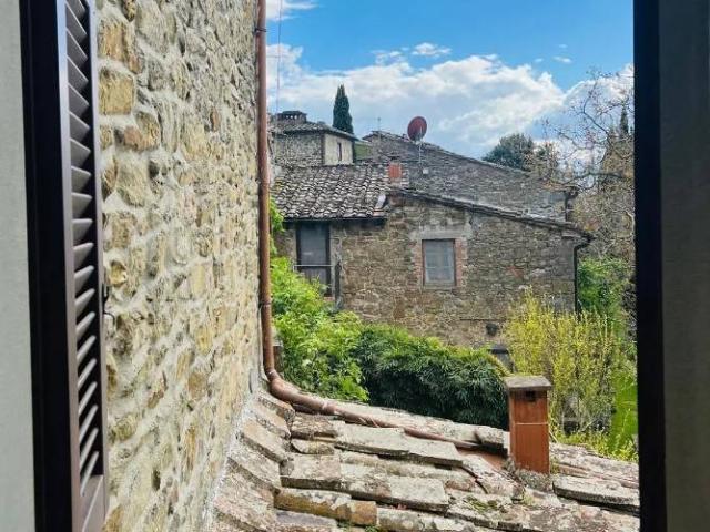 Villa Indipendente in vendita a Volpaia, Radda in Chianti