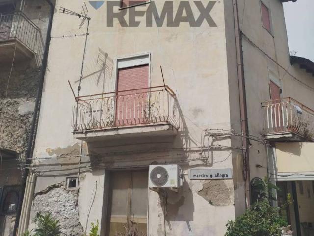 Villa Indipendente in vendita a Raddusa, Sicilia