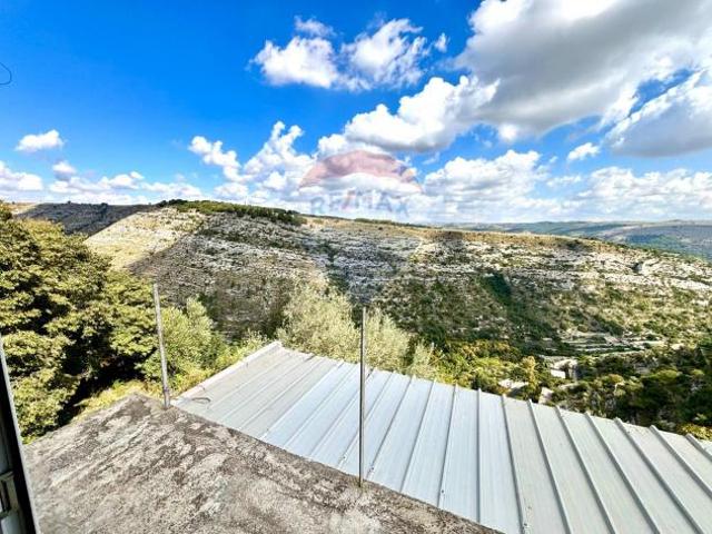 Villa Indipendente in vendita a Ragusa, Sicilia