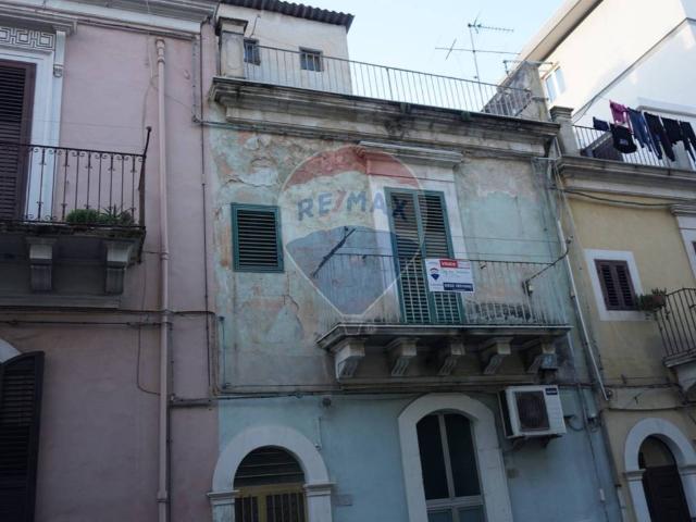 Villa Indipendente in vendita a Ragusa Ibla, Ragusa