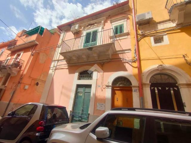 Villa Indipendente in vendita a Ragusa Ibla, Ragusa