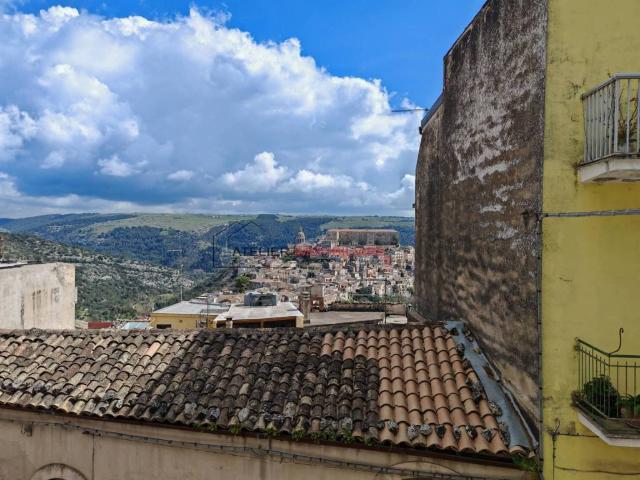 Villa Indipendente in vendita a Ragusa Ibla, Ragusa