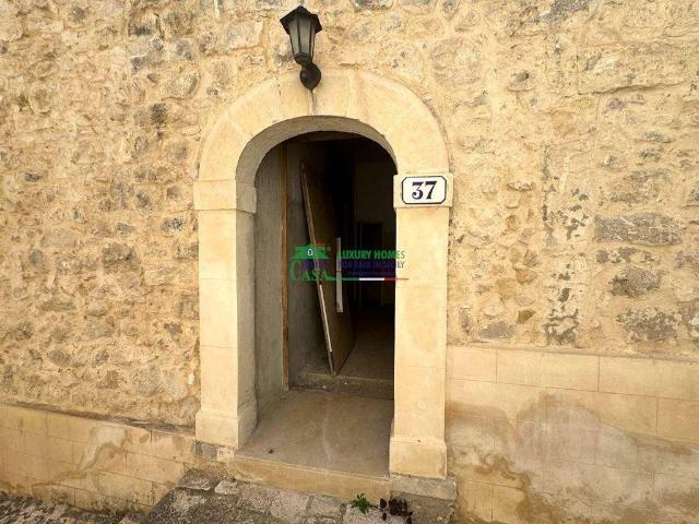 Villa Indipendente in vendita a Ragusa Ibla, Ragusa