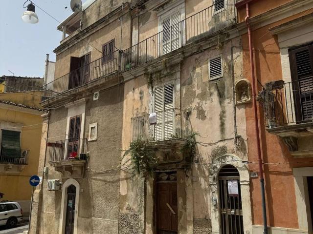 Villa Indipendente in vendita a Ragusa Ibla, Ragusa