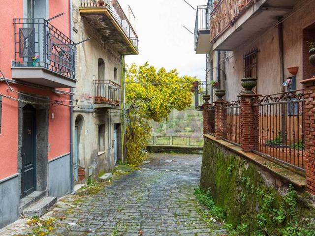 Villa Indipendente in vendita a Randazzo, Sicilia
