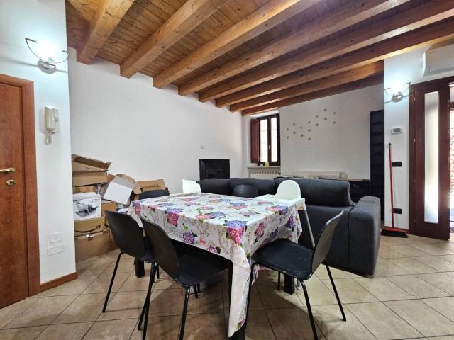 Villa Indipendente in vendita a Ranica, Lombardia