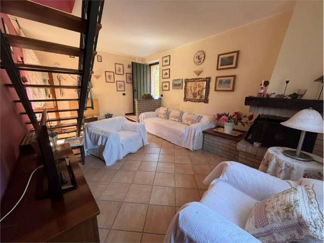 Villa Indipendente in vendita a Aquila Di Arroscia, Liguria