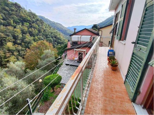 Villa Indipendente in vendita a Rapallo, Liguria