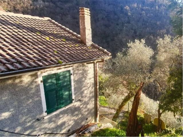 Villa Indipendente in vendita a Rapallo, Liguria
