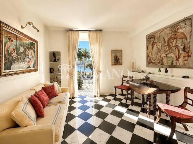 Villa Indipendente in vendita a San Michele di Pagana, Rapallo