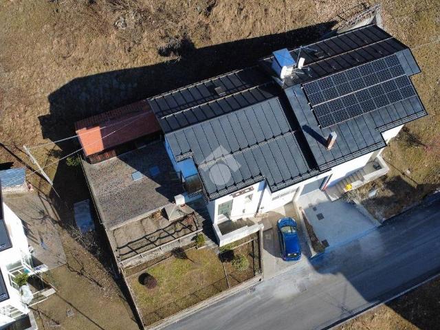 Villa Indipendente in vendita a Ravascletto, Friuli-Venezia Giulia