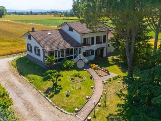 Villa Indipendente in vendita a Ravenna, Reggio Emilia
