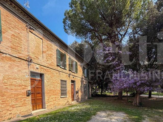 Villa Indipendente in vendita a Gulli, Ravenna