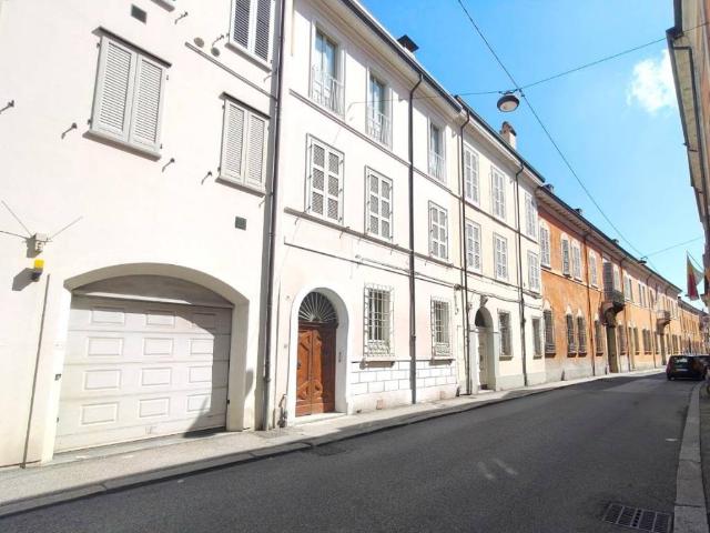Villa Indipendente in vendita a Ravenna, Reggio Emilia
