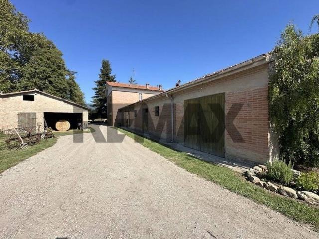 Villa Indipendente in vendita a Ravenna, Reggio Emilia