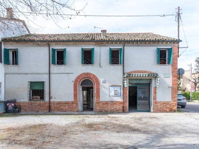 Villa Indipendente in vendita a Santerno, Ravenna