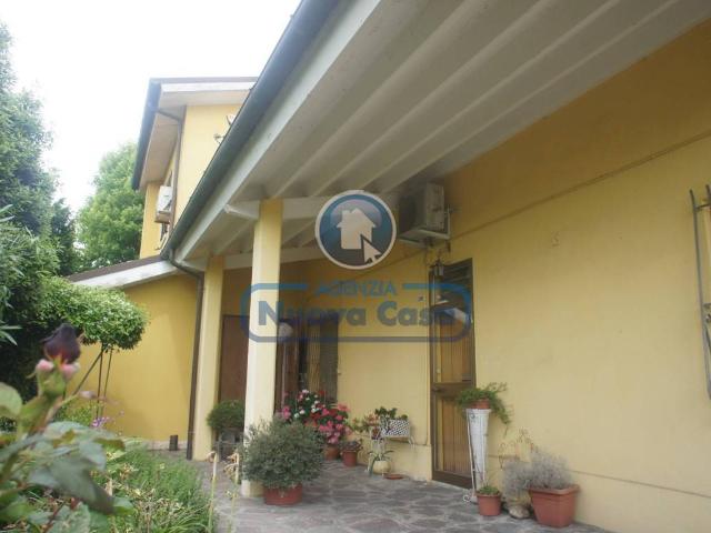 Villa Indipendente in vendita a Conventello, Ravenna