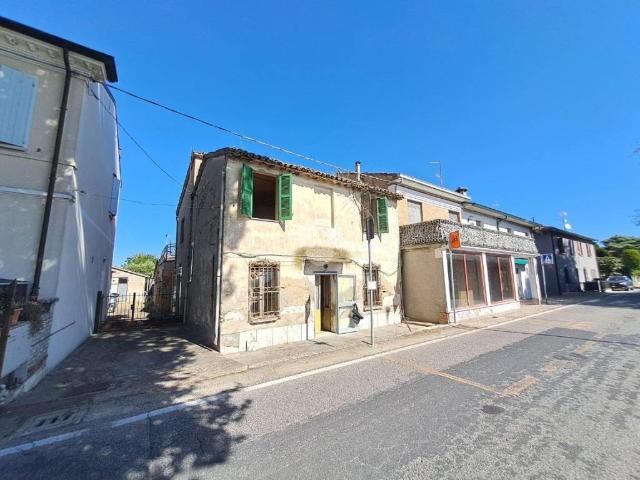 Villa Indipendente in vendita a Ravenna, Reggio Emilia