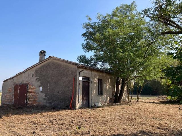 Villa Indipendente in vendita a Ravenna, Reggio Emilia